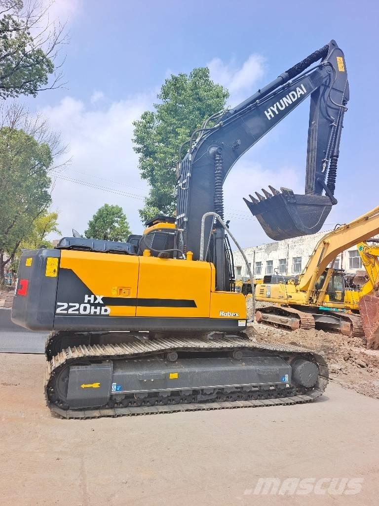 Hyundai HX 220 Pelle sur chenilles