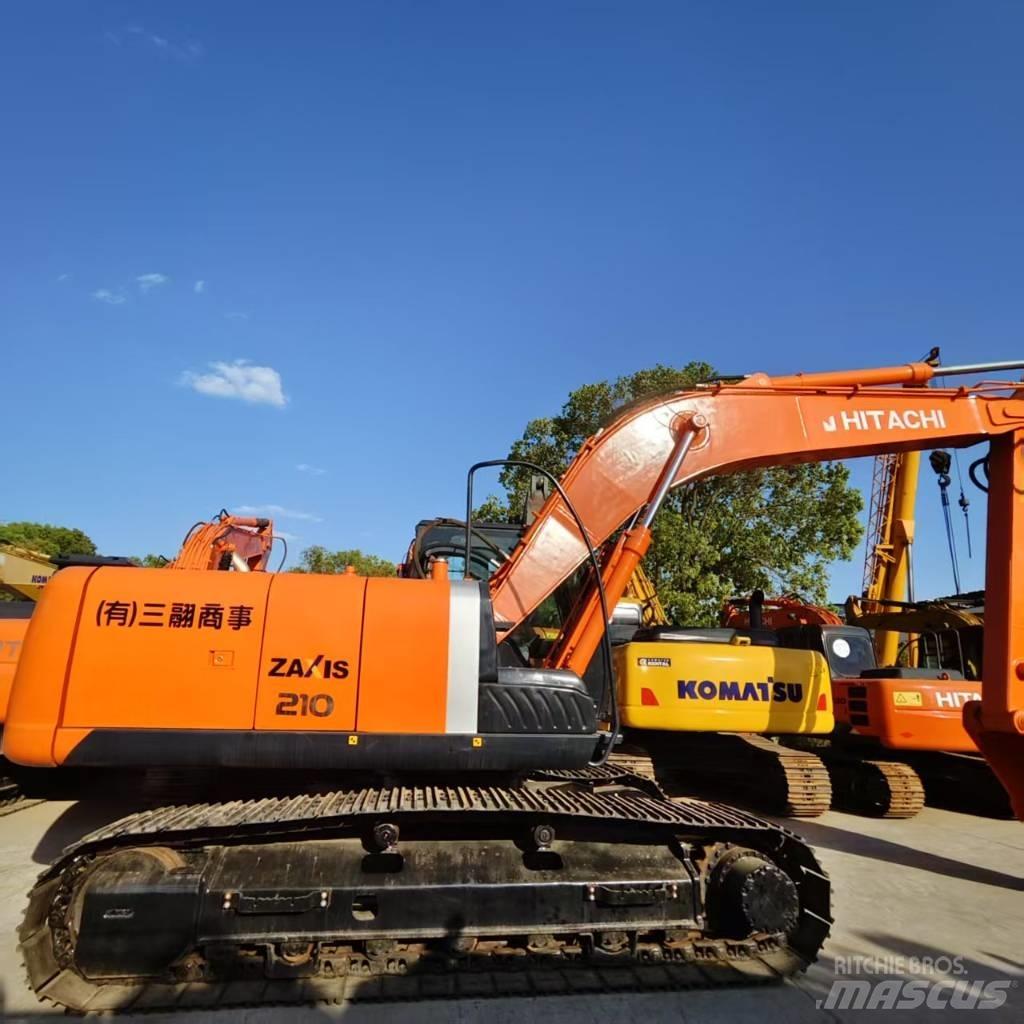 Hitachi ZX 210 Pelle sur chenilles