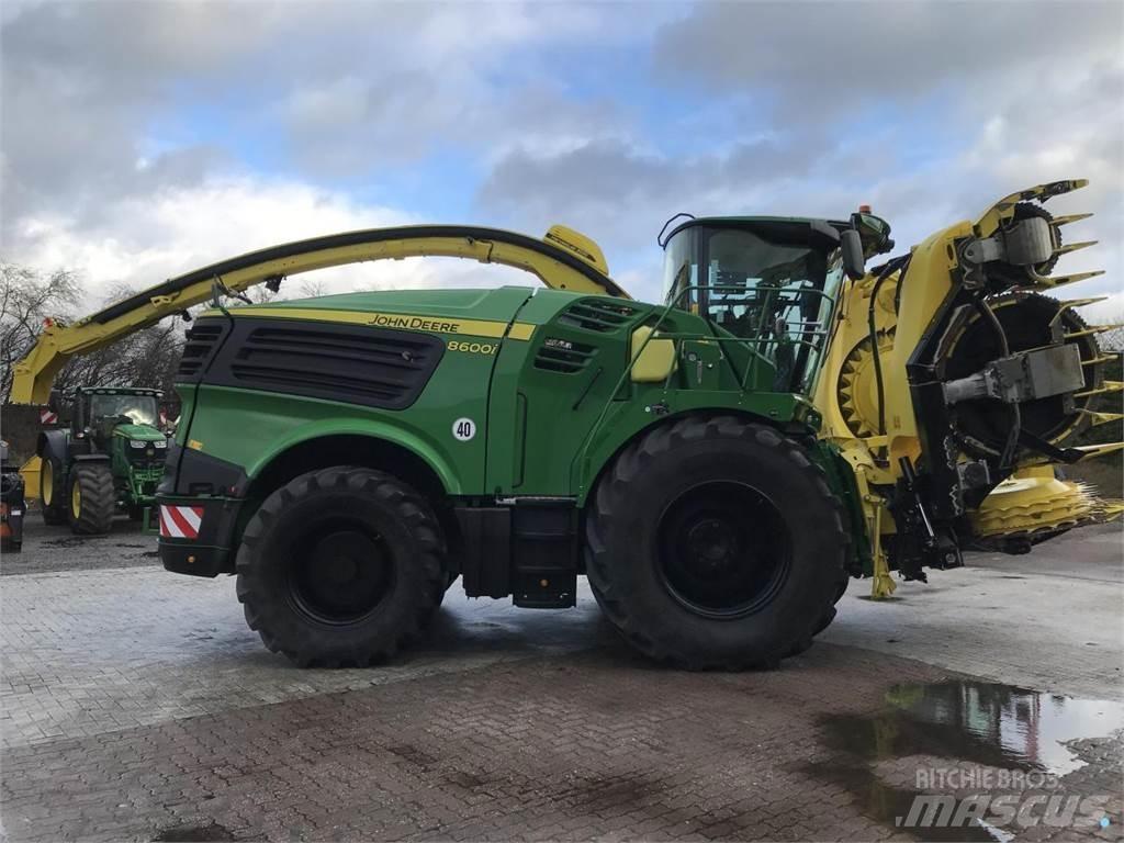 John Deere 8600 Ensileuse automotrice