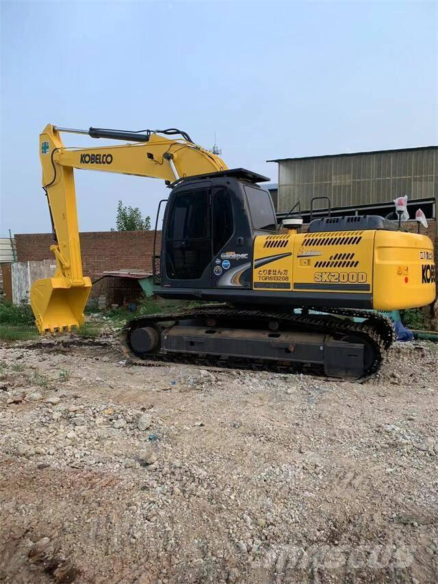 Kobelco SK 200 Pelle sur chenilles
