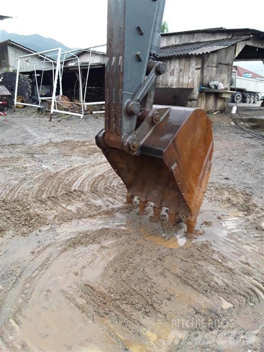 Volvo EC140BLCM Pelle sur chenilles
