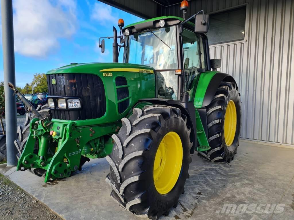 John Deere 6830 Tracteur