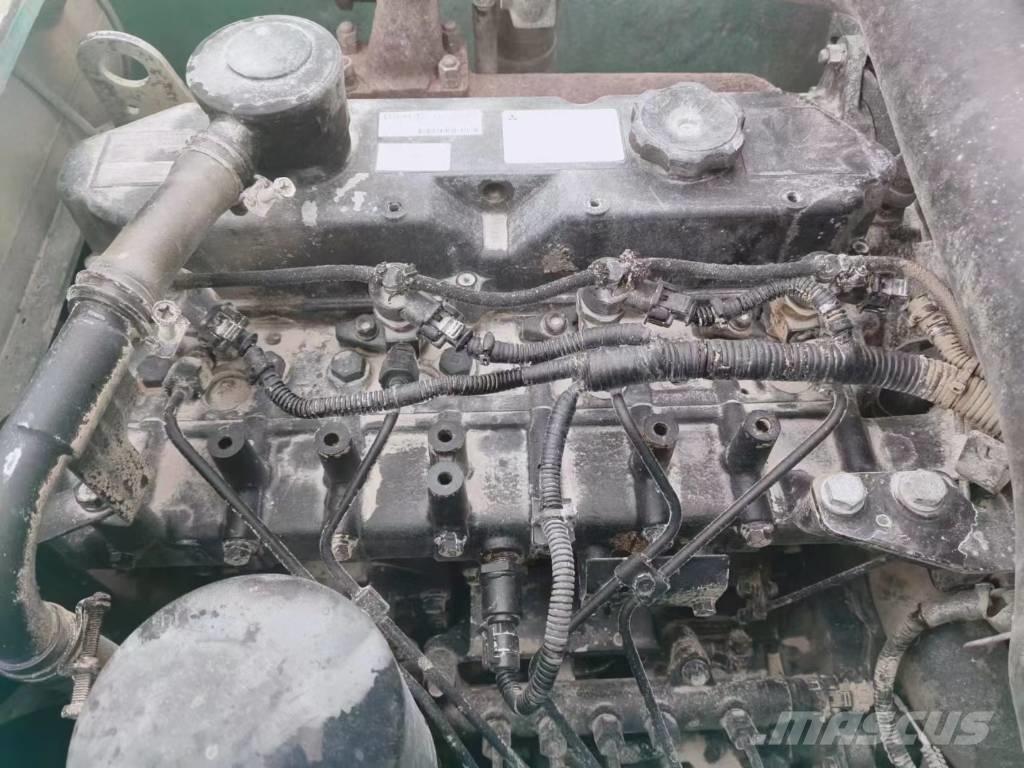 Kobelco SK 140 Pelle sur chenilles