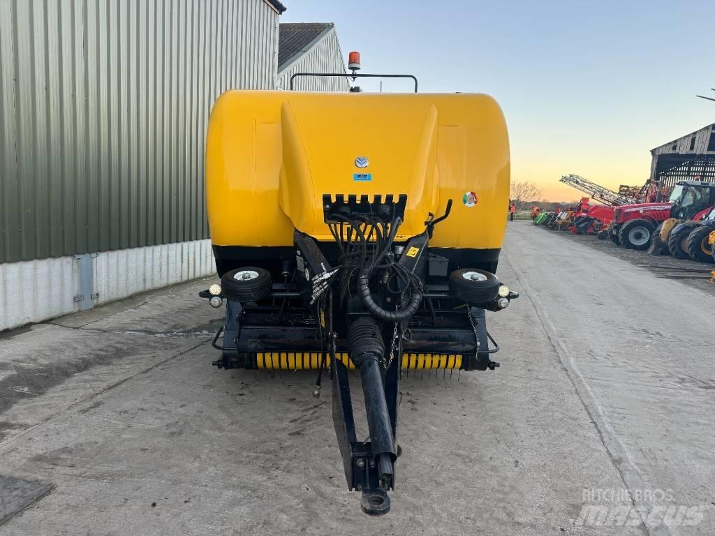New Holland BB 9060 Presse cubique
