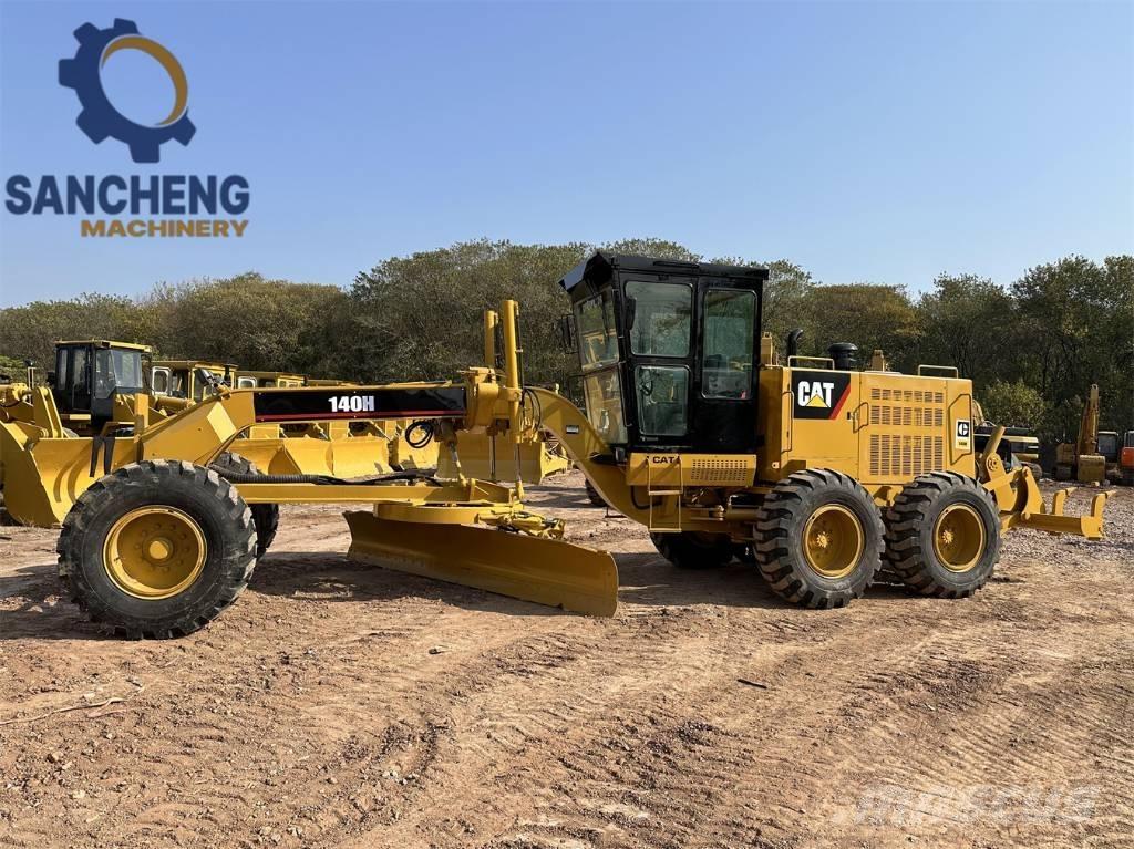CAT 140H Niveleuse