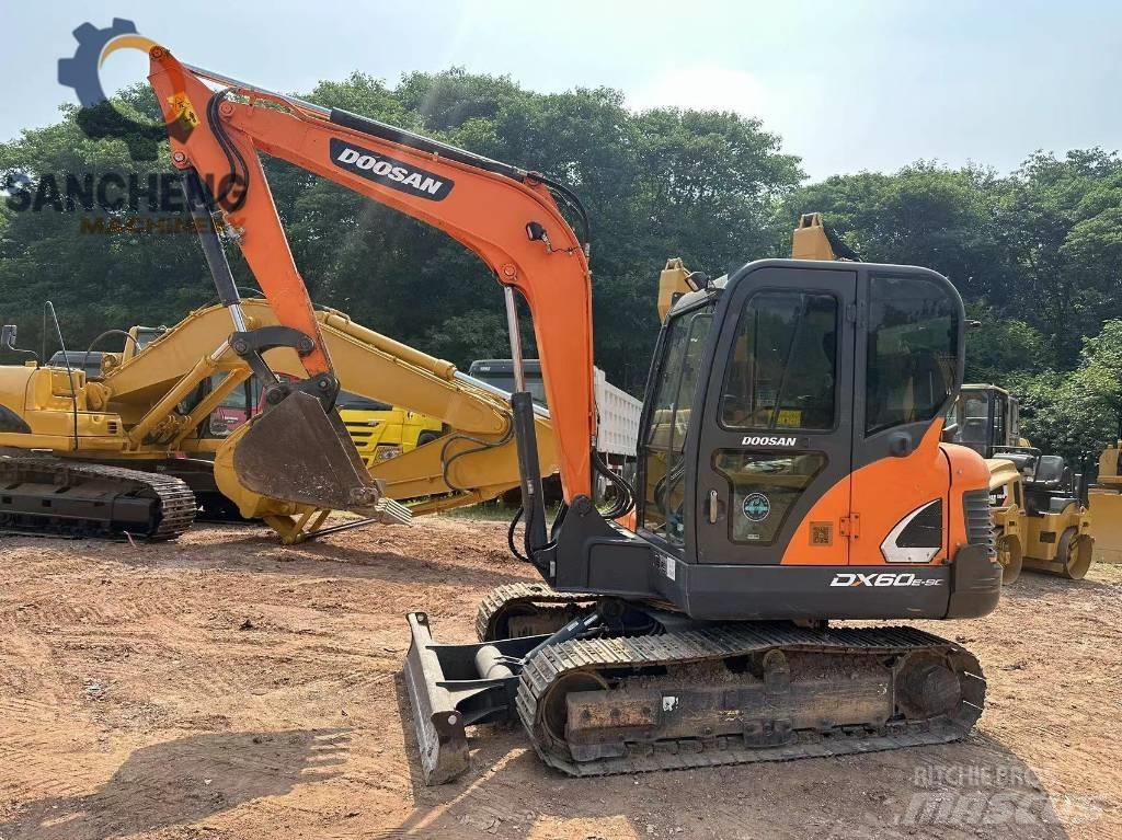 Doosan DX 60 Mini pelle < 7t