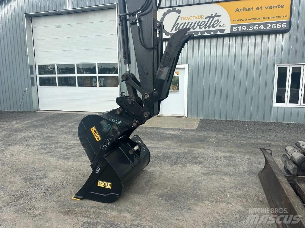 John Deere 75G Pelle sur chenilles