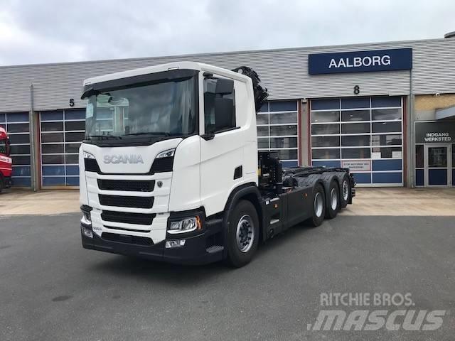 Scania R 500 Camion plateau ridelle avec grue