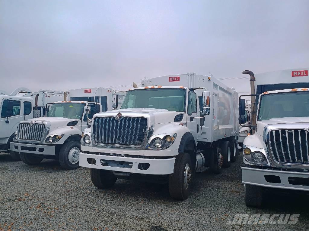 International SF667 Camion poubelle