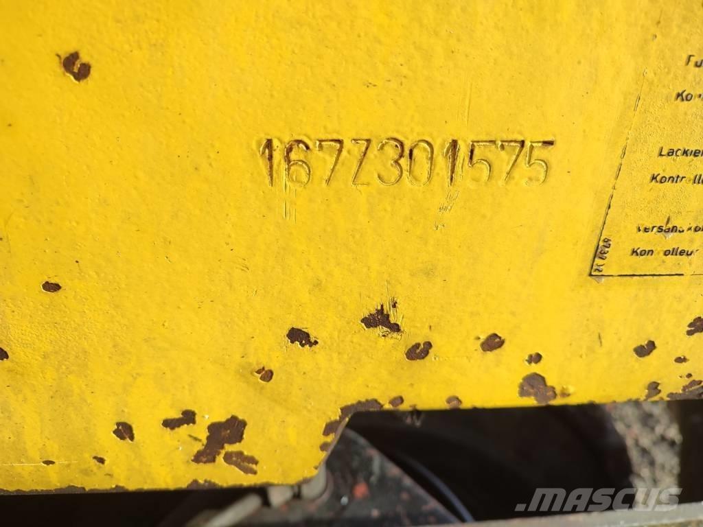 Atlas 1604 KZW Pelle sur pneus