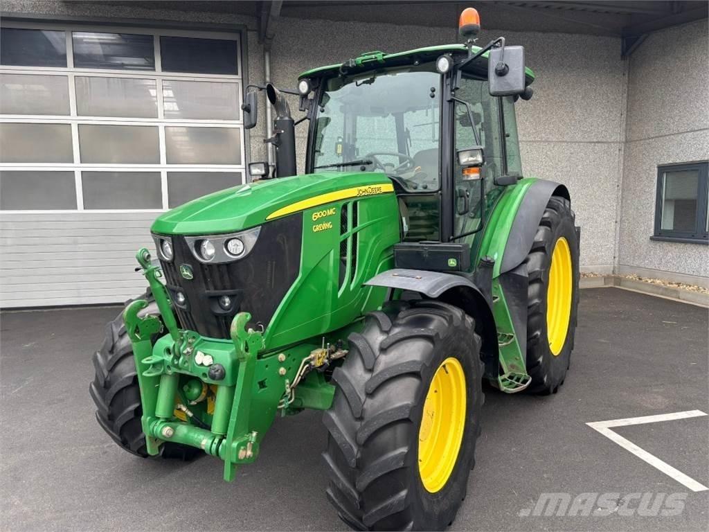 John Deere 6100MC Tracteur