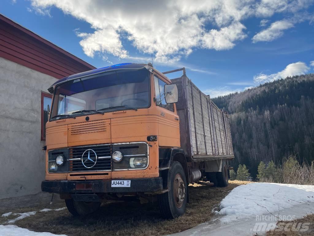 Mercedes-Benz LP1313 Camion Bétaillère