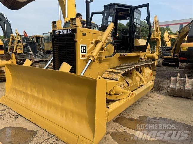 CAT D 7 G Bouteurs sur chenilles