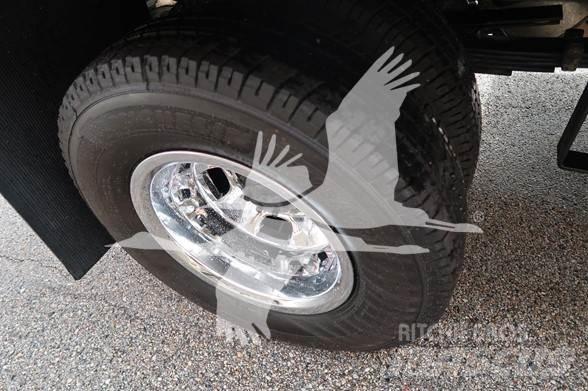 RAM 3500 HD Camion plateau