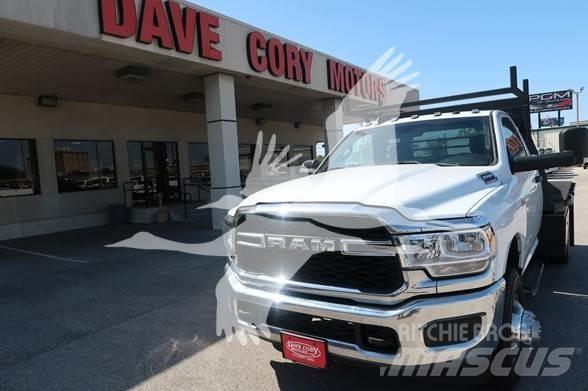 RAM 3500 HD Camion plateau
