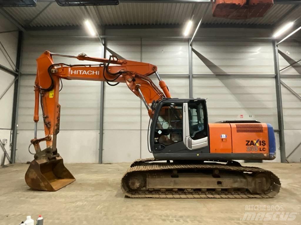 Hitachi ZX 210 LC-3 Pelle sur chenilles