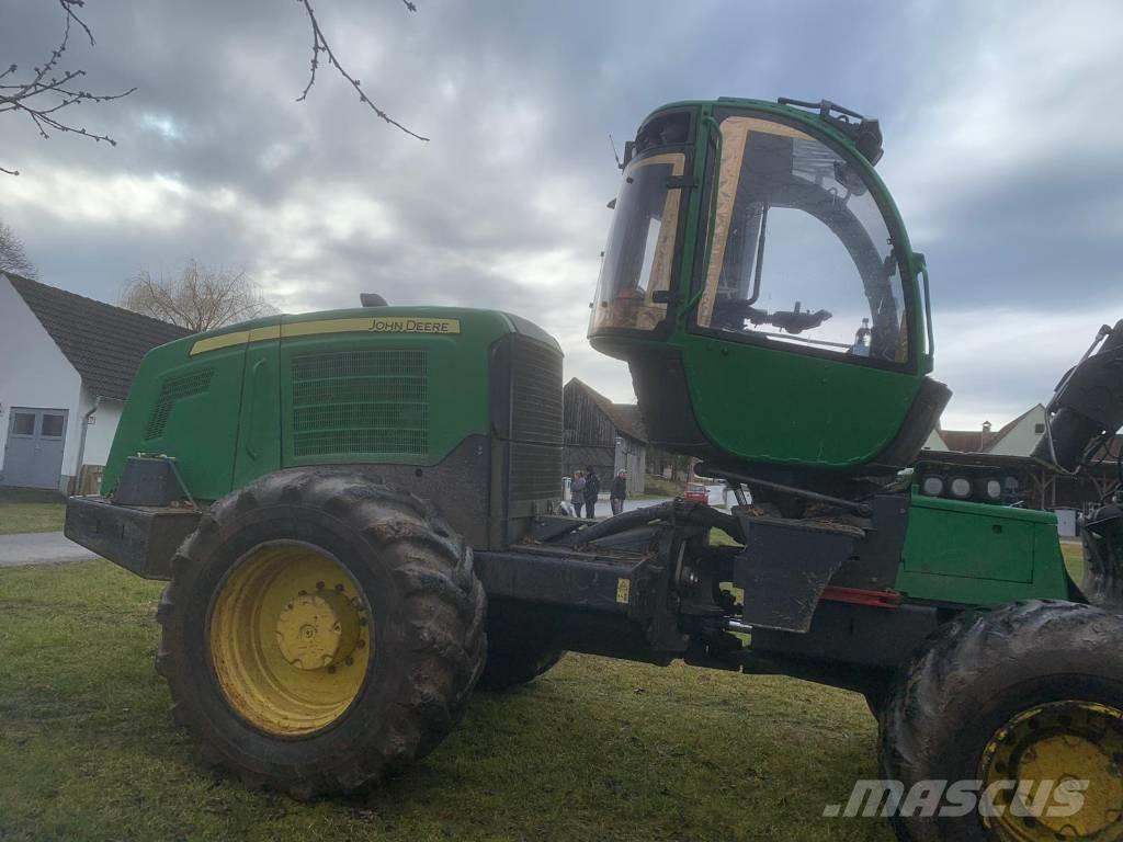 John Deere 1470 E Abatteuse