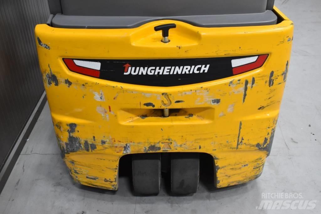 Jungheinrich EFG 220 Chariots élévateurs électriques