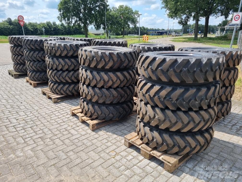 Kumho 10.00 x 20 Pneus, roues et jantes