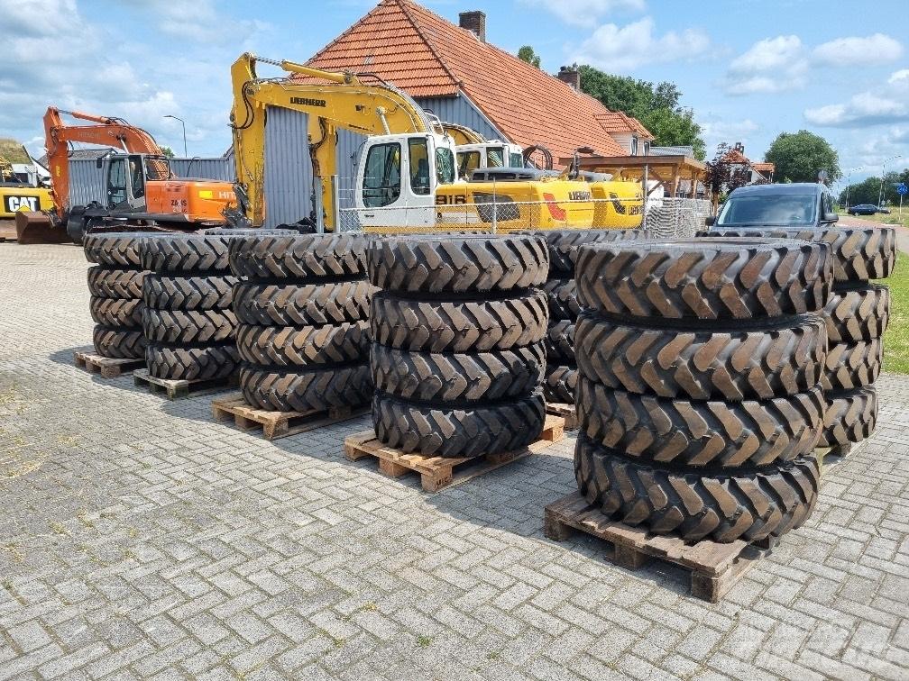 Kumho 10.00 x 20 Pneus, roues et jantes
