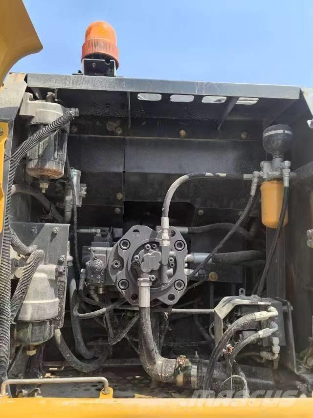 Sumitomo SH 200 Pelle sur chenilles