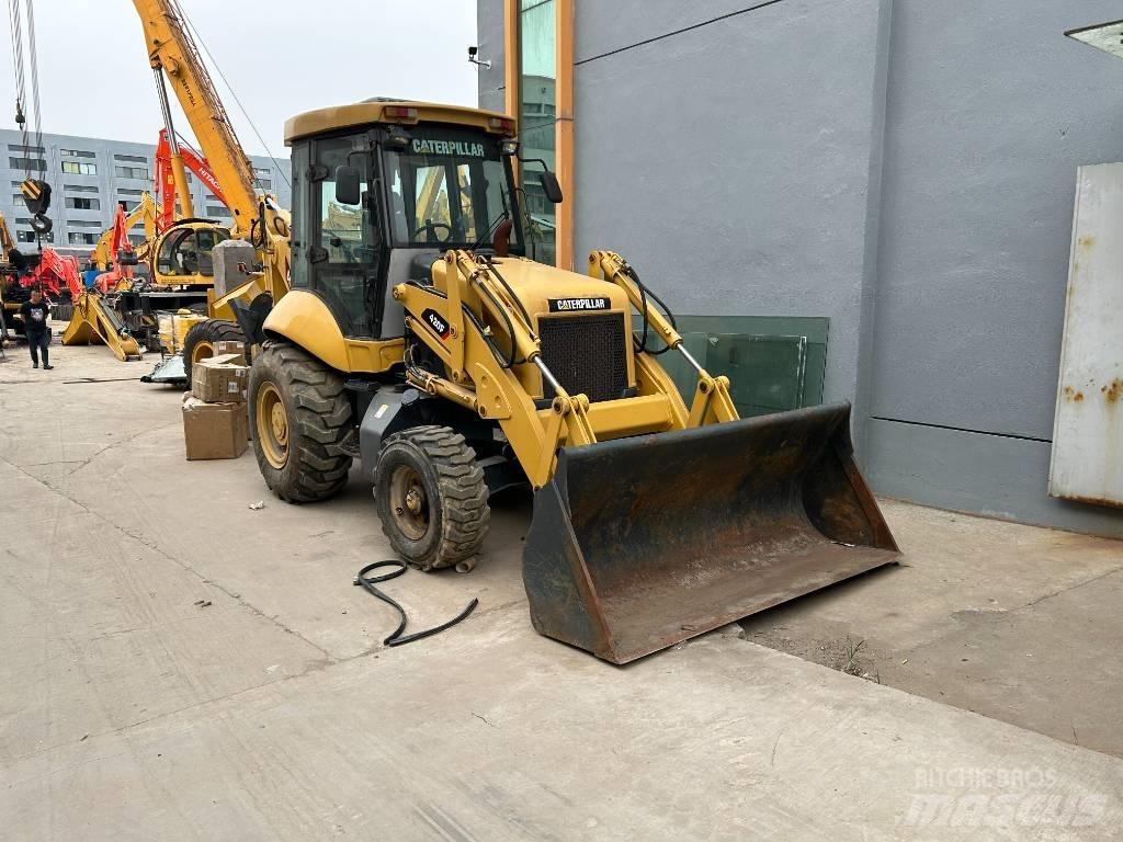 CAT 420 F Tractopelle