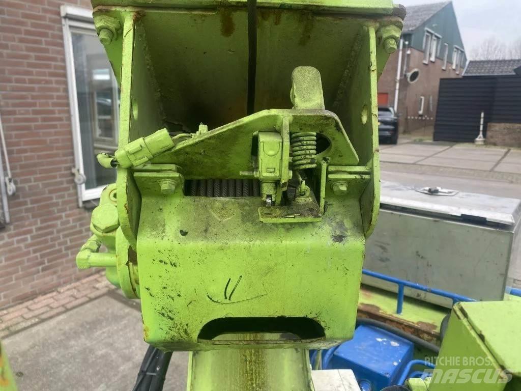 Maeda MC-305C Grue sur chenilles