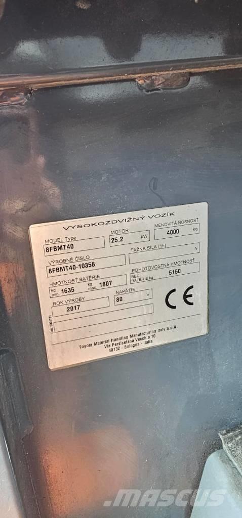 Toyota 8FBMT40 Chariots élévateurs électriques