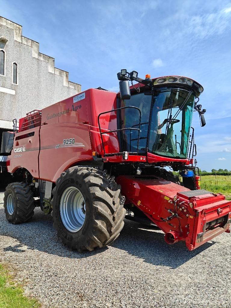 Case IH 9250 Moissonneuse batteuse