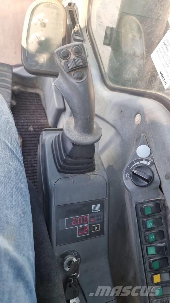 Volvo EC 290 B LC Pelle sur chenilles