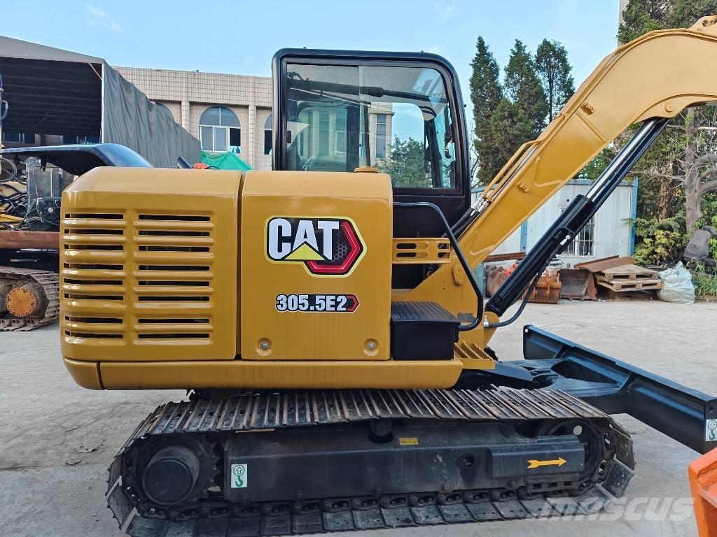 CAT 305.5 Mini pelle < 7t
