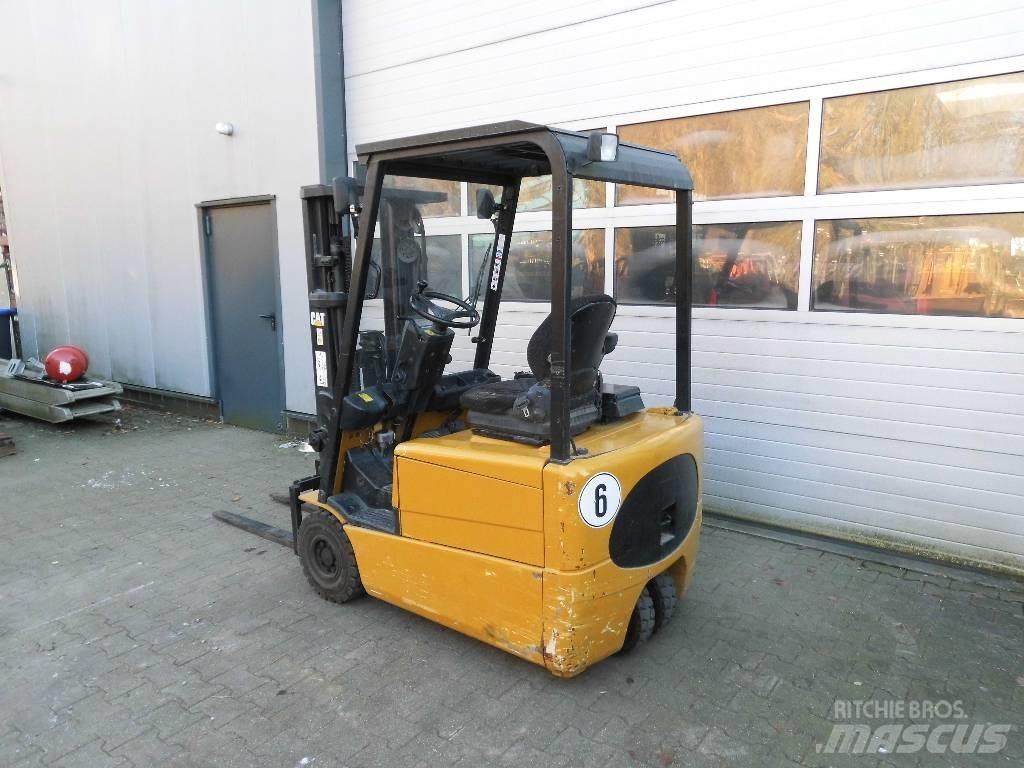 CAT EP 16 KT Chariots élévateurs électriques