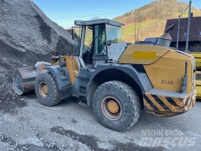 Liebherr L 544 Chargeuse sur pneus