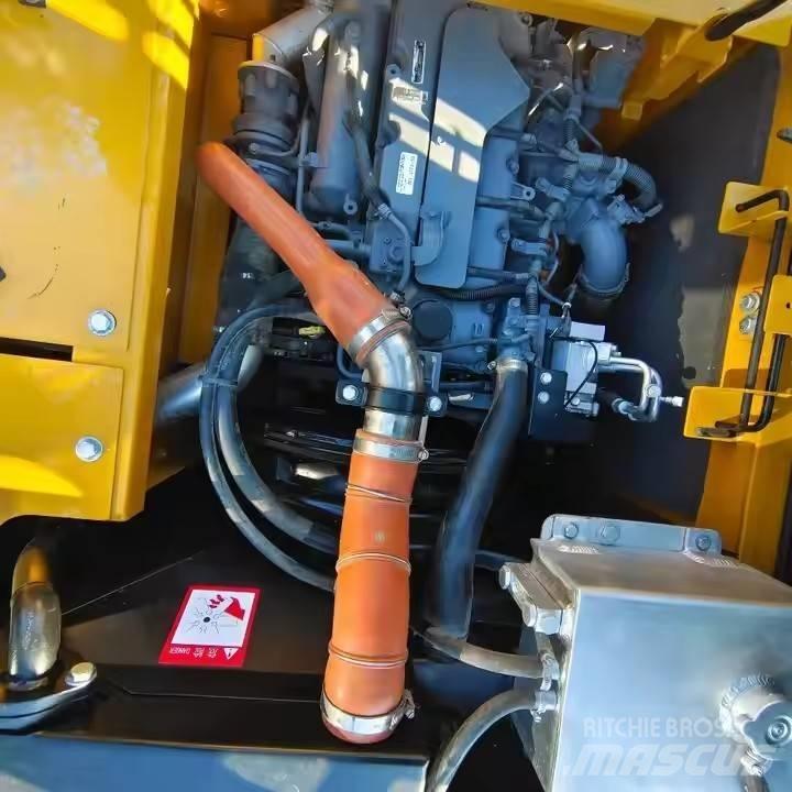 Sany SY125c Pelle sur chenilles