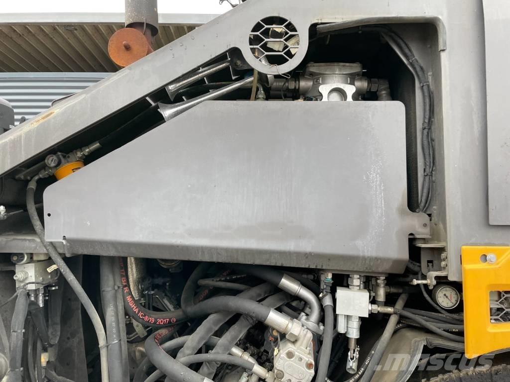 Volvo P6870 ABG Finisseur