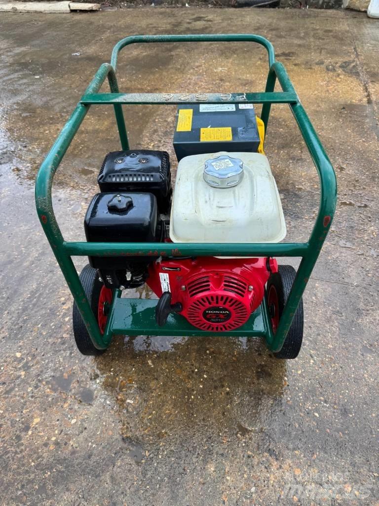 Harrington 3.8KVA Générateurs essence