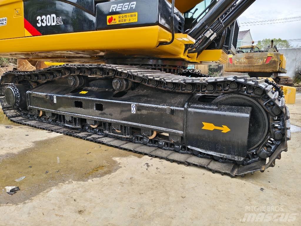 CAT 330 D2 L Pelle sur chenilles
