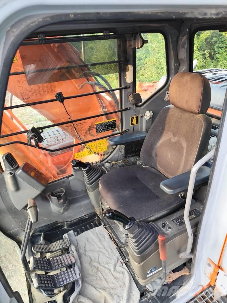 Hitachi ZX 180 LC Pelle sur chenilles