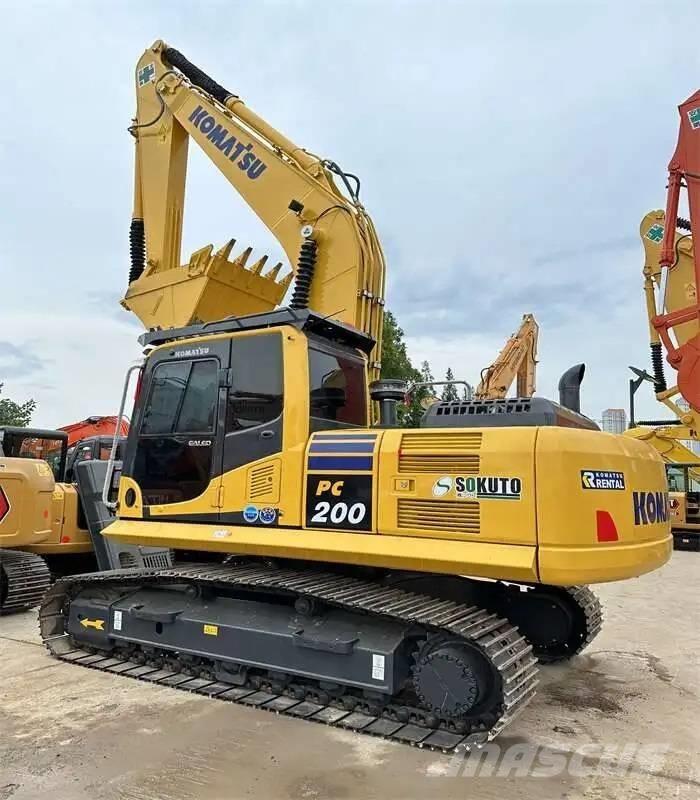 Komatsu PC 200-8 Pelle sur chenilles