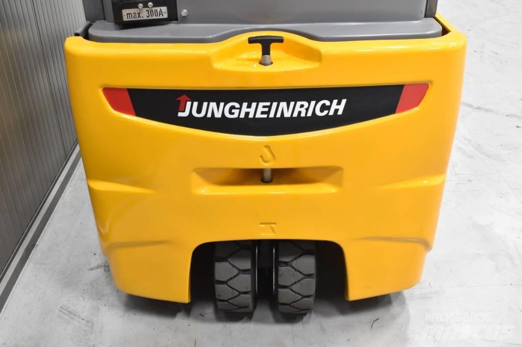 Jungheinrich EFG 220 Chariots élévateurs électriques