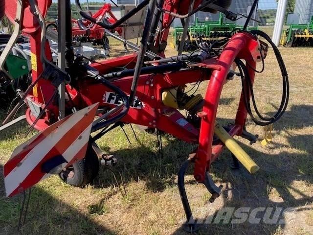 Fella TH 900 Hydro Rateau faneur