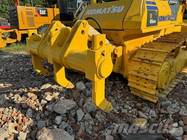 Komatsu D 85 EX Bouteurs sur chenilles