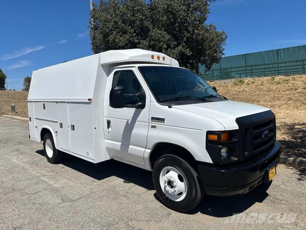 Ford Econoline E-350 Utilitaire benne