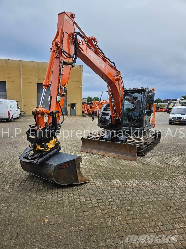 Hitachi ZX 135 US-7 Pelle sur chenilles