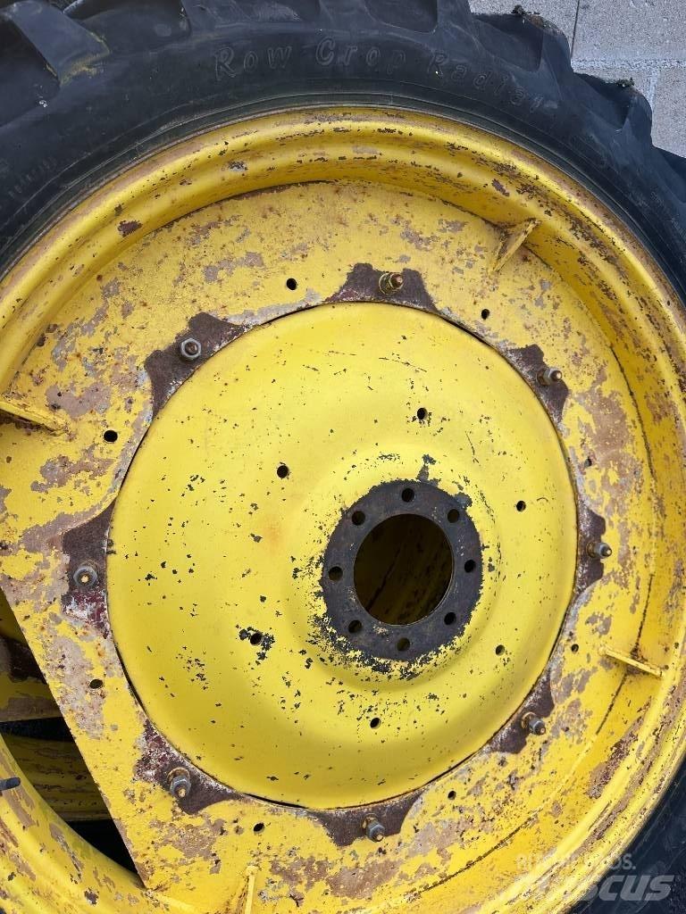 Alliance 230/95R44 Pneus, roues et jantes