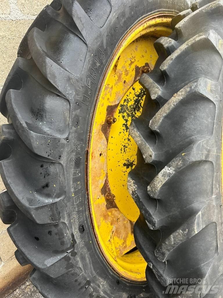 Alliance 230/95R44 Pneus, roues et jantes