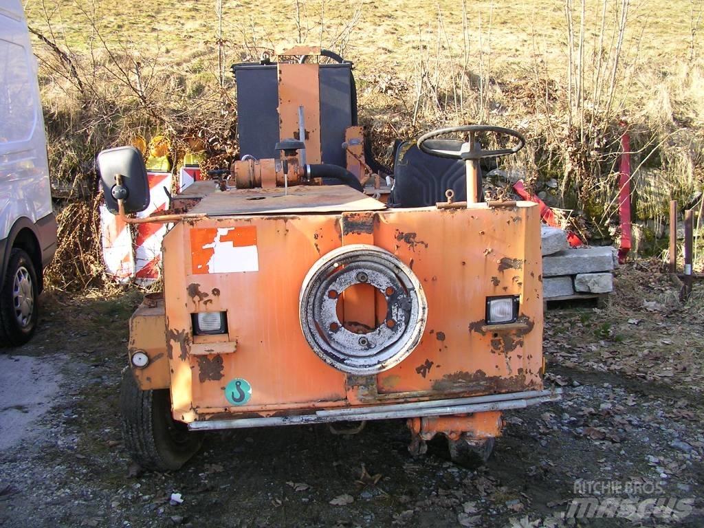 Strassmayr S27-1200 Construction - Autres