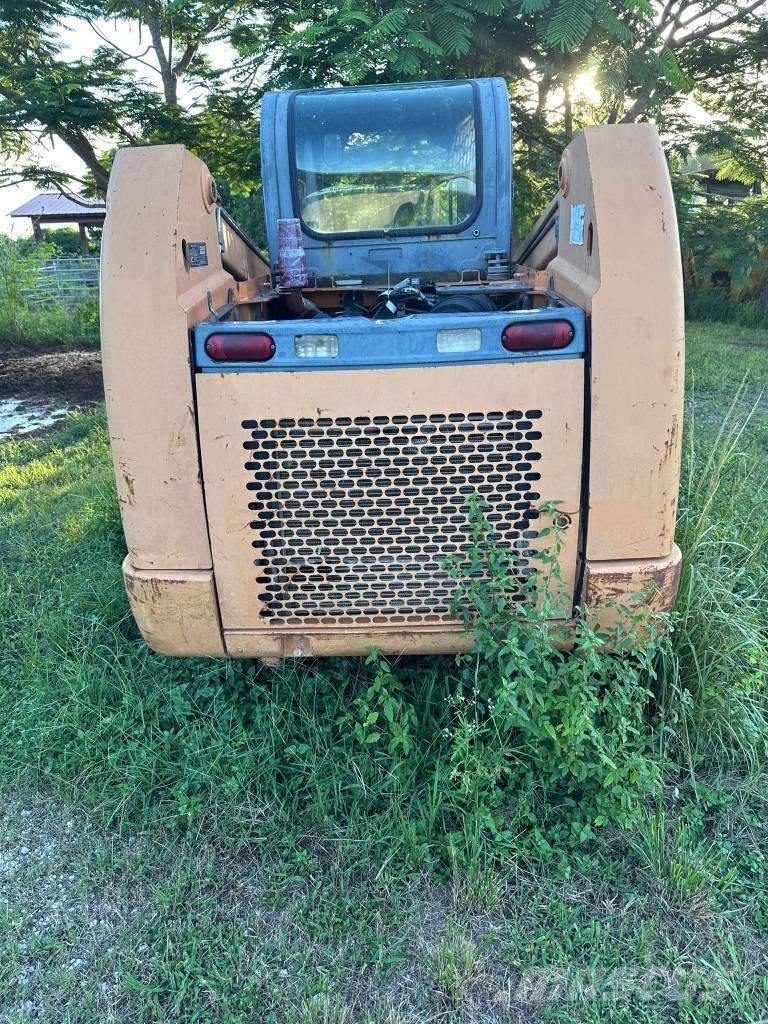 CASE SR 250 Chargeuse compacte