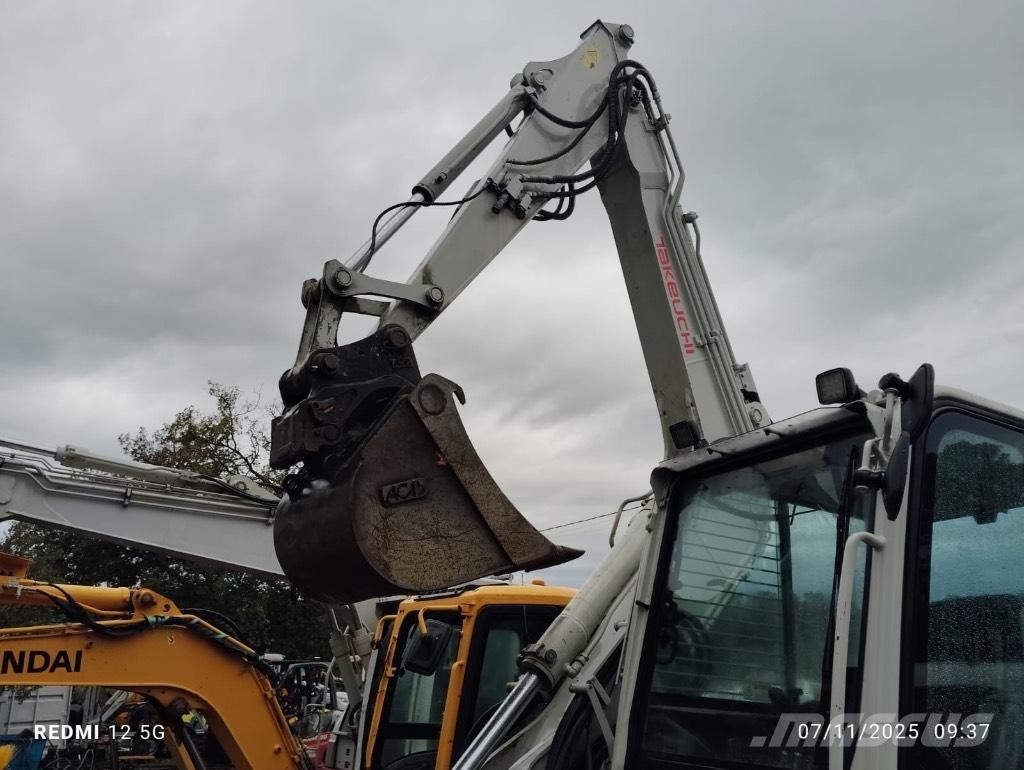 Takeuchi 280 FR Pelle sur chenilles