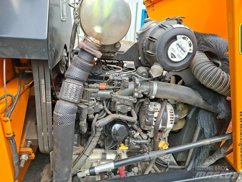 Forst TR8D.55 Broyeur de végétaux
